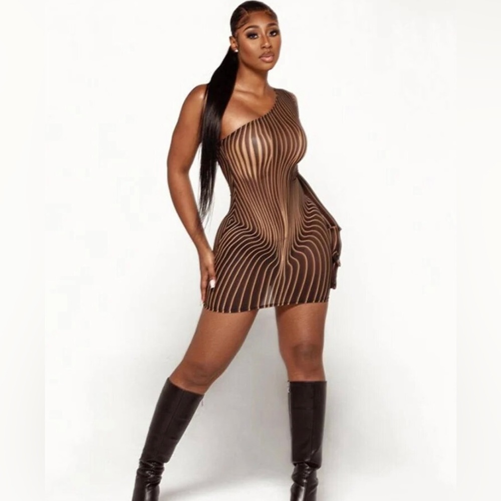 Shane Justin Dress Size L